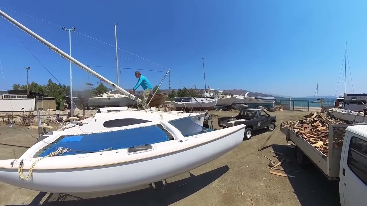 Corsair F24 MK2, stepping the mast