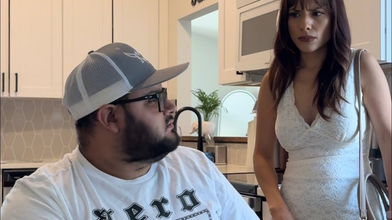 Cuando las vecinas te atienden mejor que tu esposa 