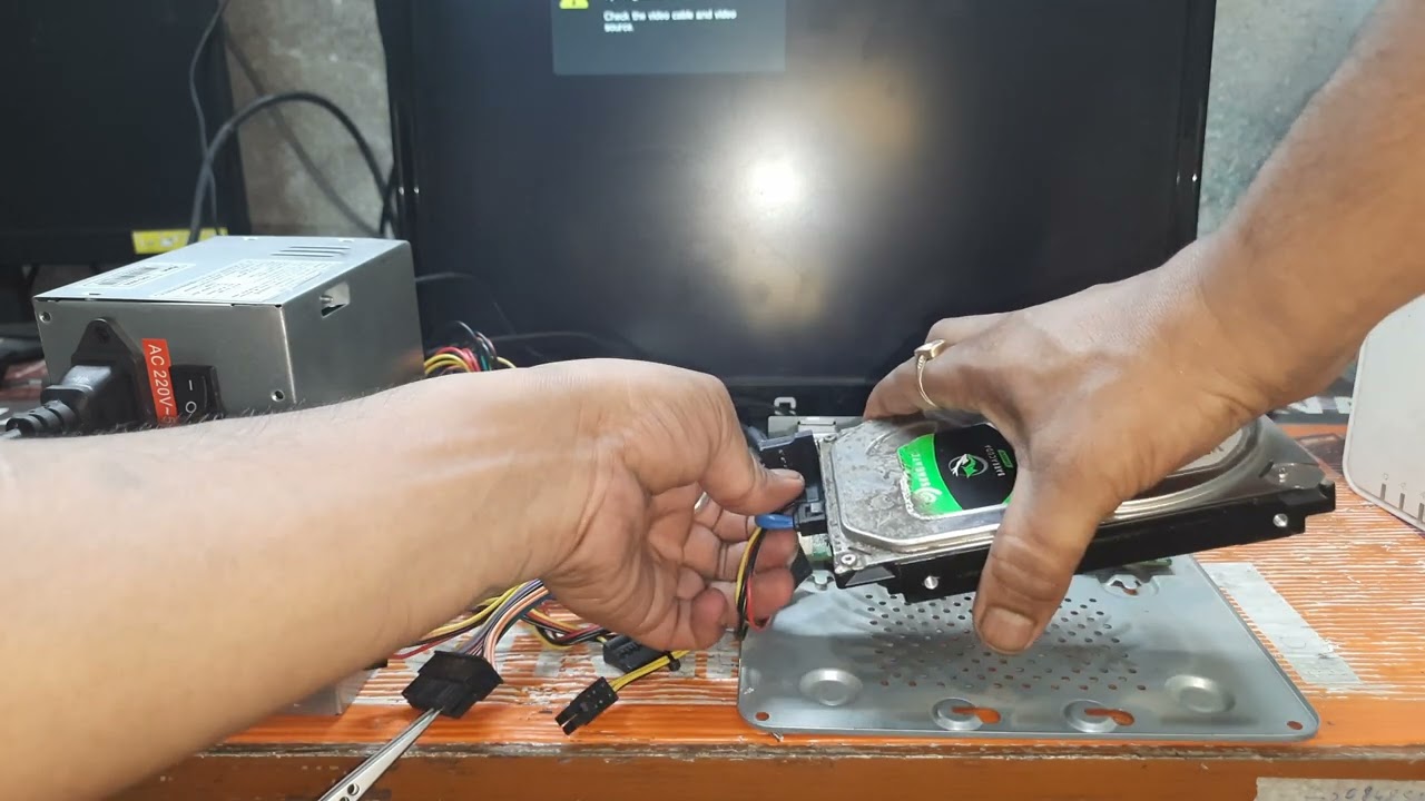 DVR Start Problem for Hard Disk Power | DVR HDD Not Detected | How to Use CCTV Power Supply In Hindi