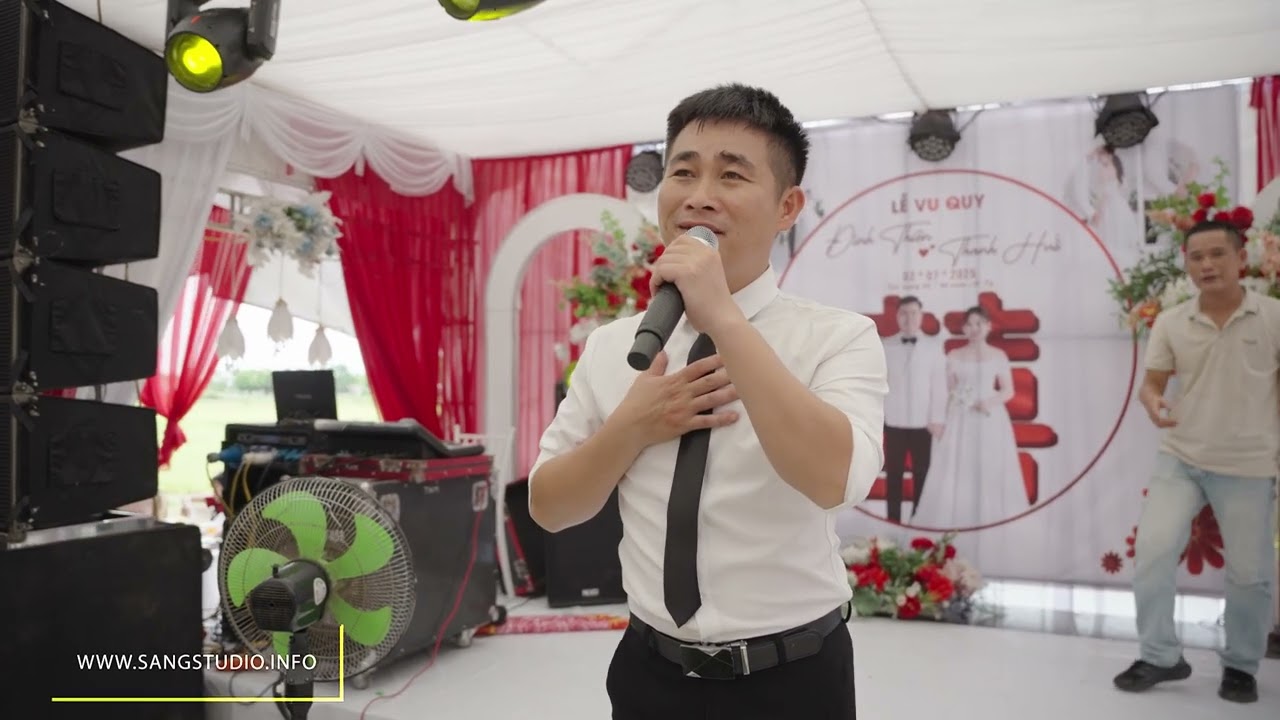 Ngại Ngần - L&ecirc; Sỹ | H&aacute;t Live Trong Đ&aacute;m Cưới
