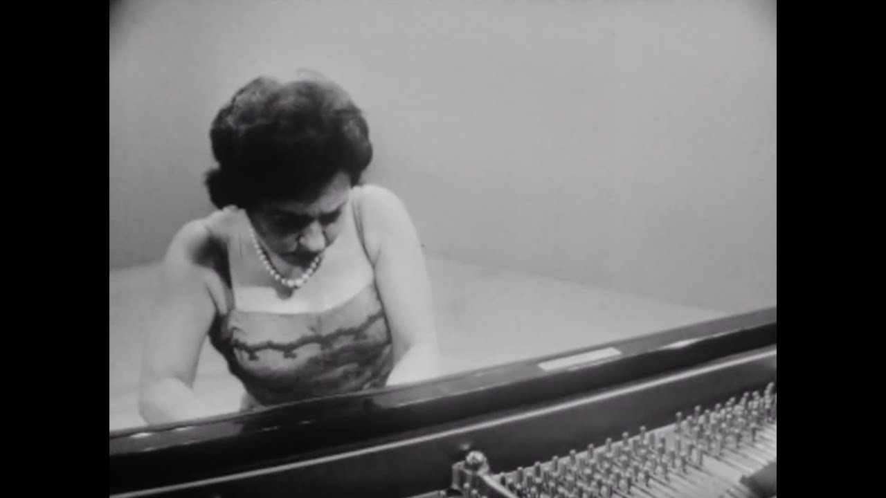 Alicia de Larrocha plays Mozart - Sonata in G, K.283 (1962 Live)