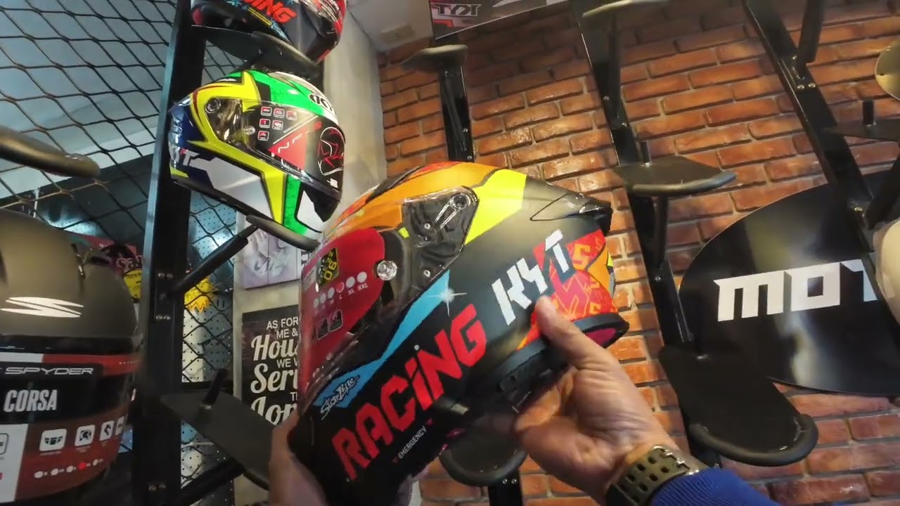 Racing kyt helmet