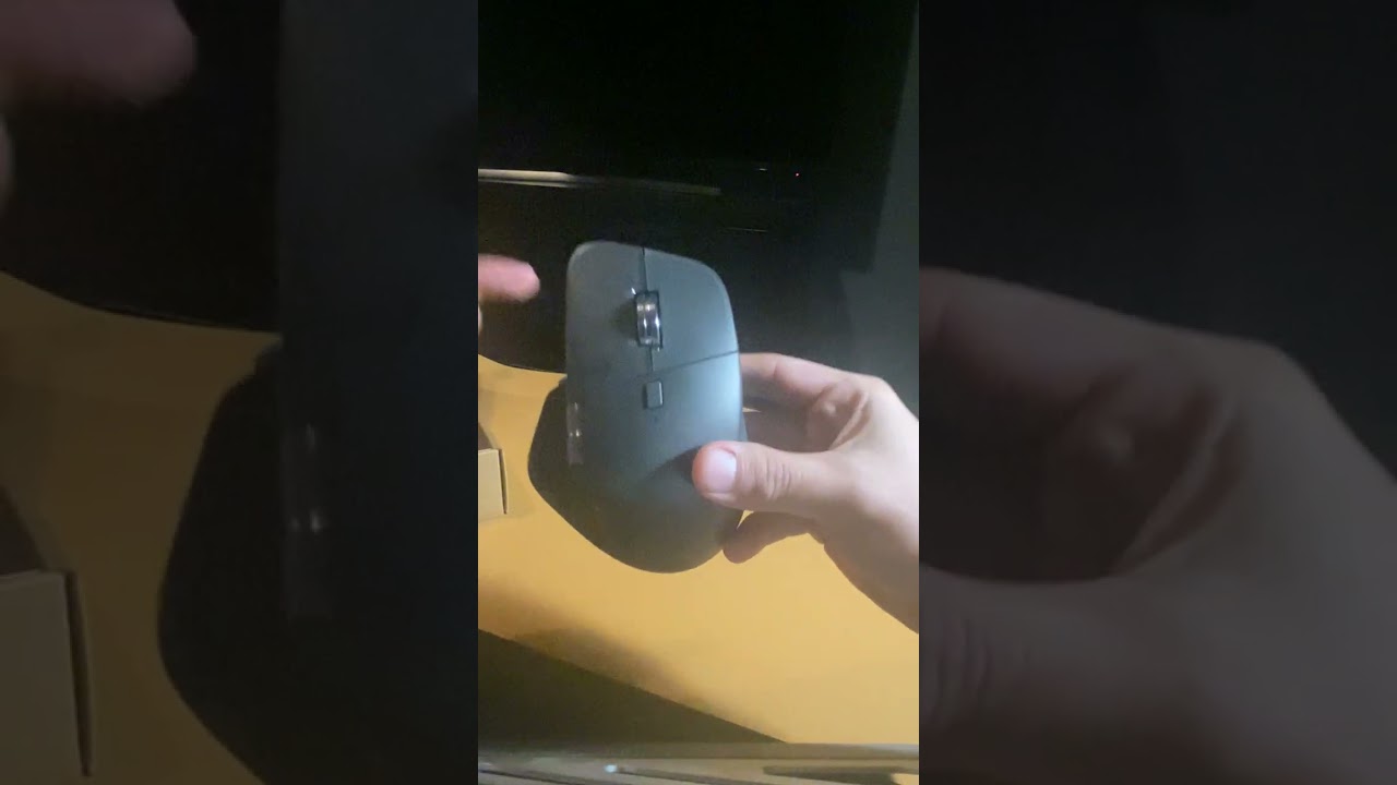 Mouse MX MASTER 4 - Unboxing