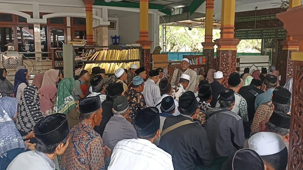 ZIARAH DOMAS TROWULAN MOJOKERTO 2026