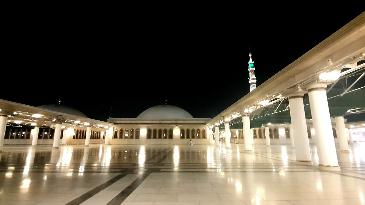 من رحاب المسجد النبوي الشريف أذان العشاء للمؤذن عادل بن عبدالرحمن كاتب