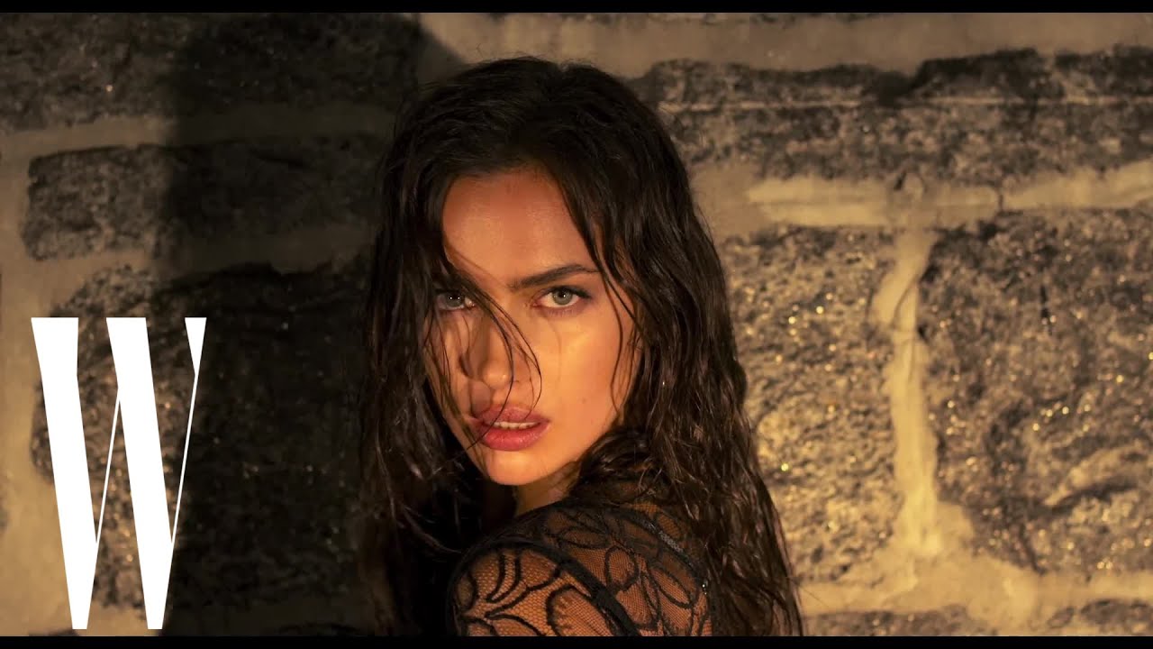 For Irina Shayk, Stella Maxwell, and Joan Smalls, Fall Fashion Is All About Seduction