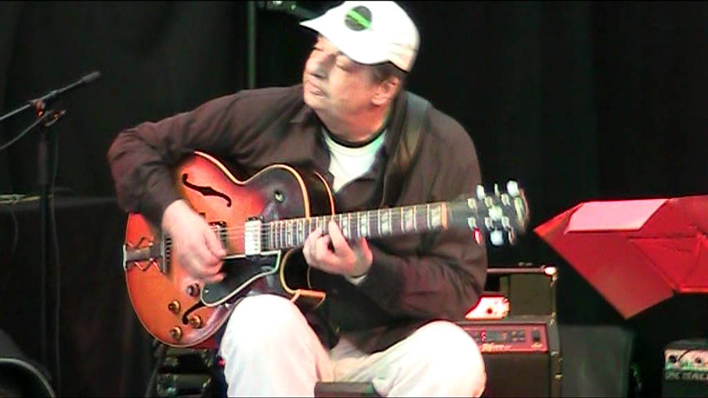 Philip Catherine Trio - Get Out of Town