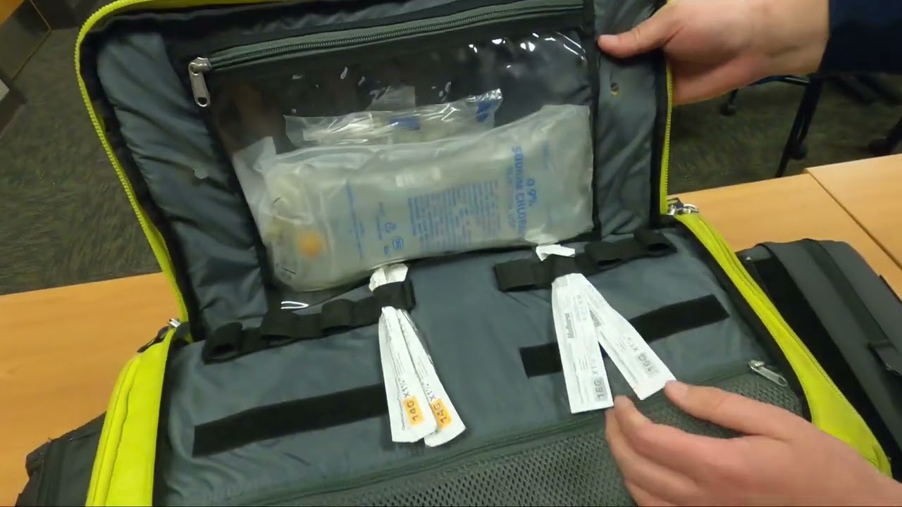 Med kit and trauma changes on jump bag