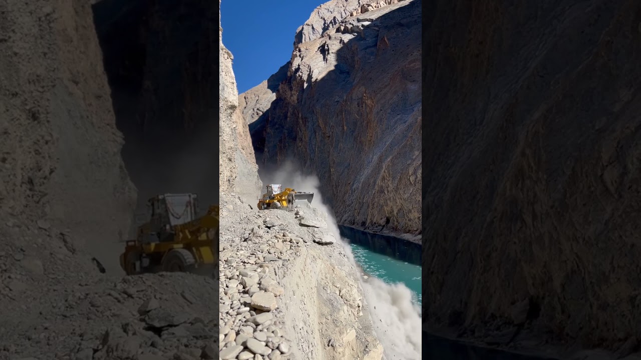 BORDER ROAD ORGANISATION AT WORK IN LADAKH #ladakh #leh #india #travel #himalayas #lehladakh