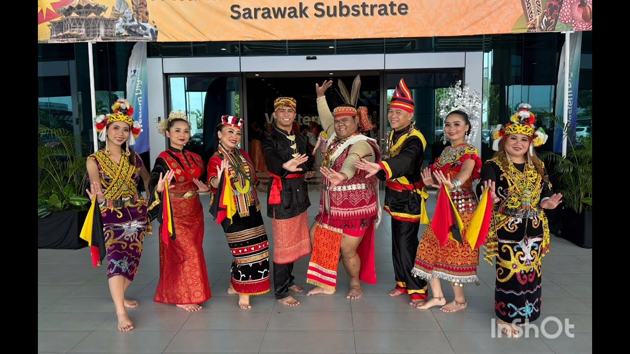Ethnic Costumes Bidayuh Iban Melanau Malay & Performances Welcome Guests from Abroad #ethniccostumes