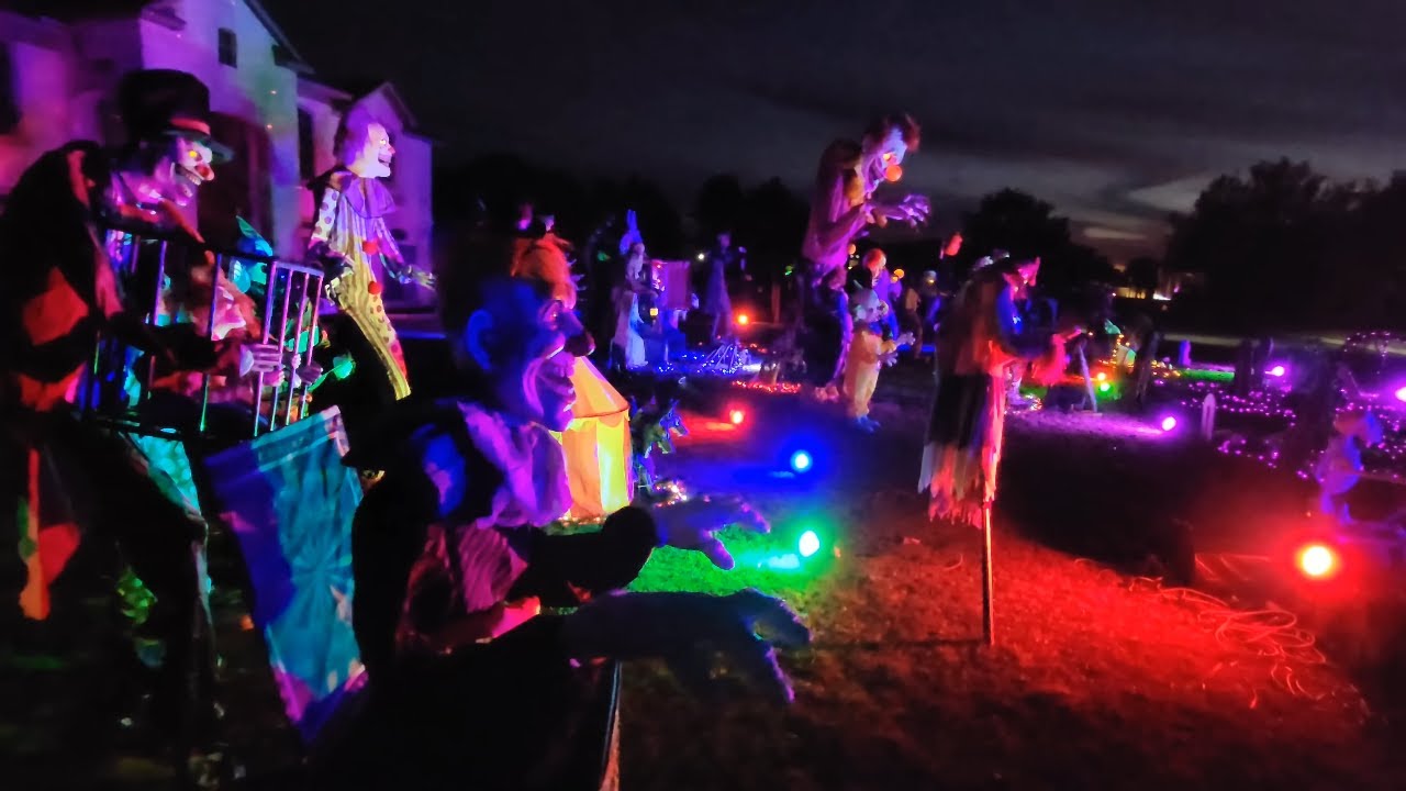Over 100 Animatronics Insane Best Halloween Yard Display! #halloween