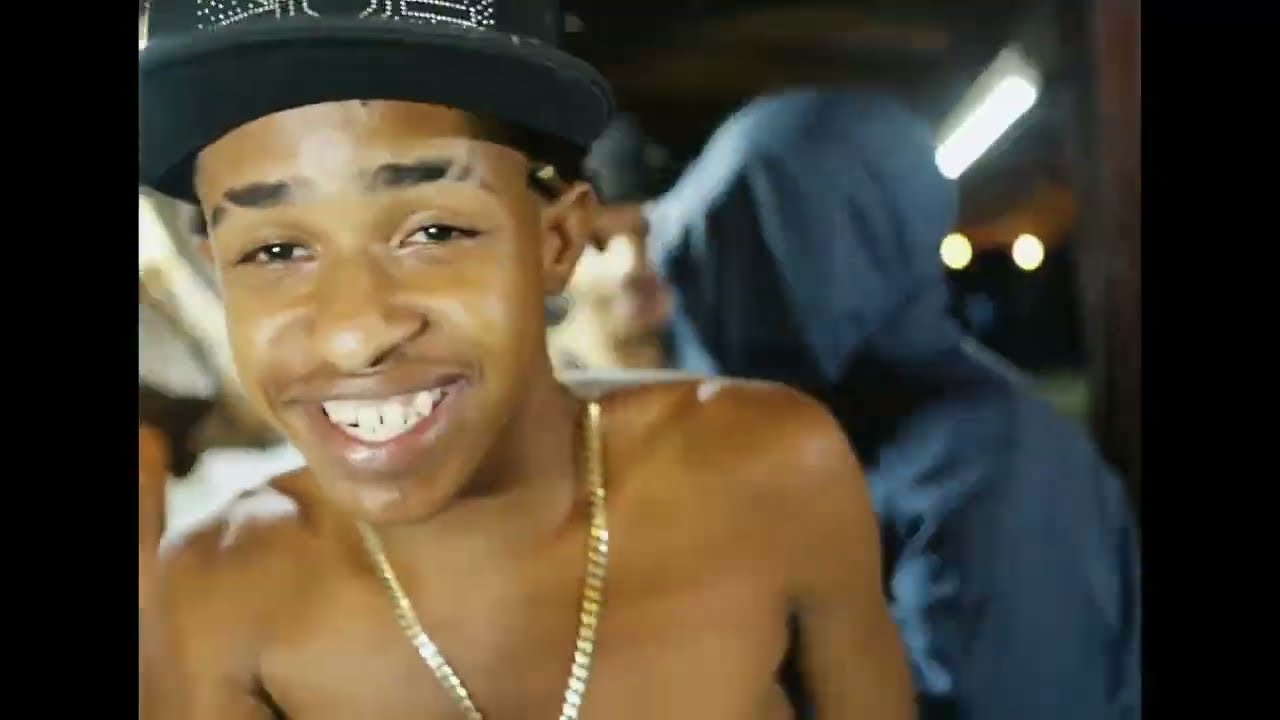 Mc La Fiebre - SIENTELA | VIDEO OFFICIAL - DIR  @penyfilms ​