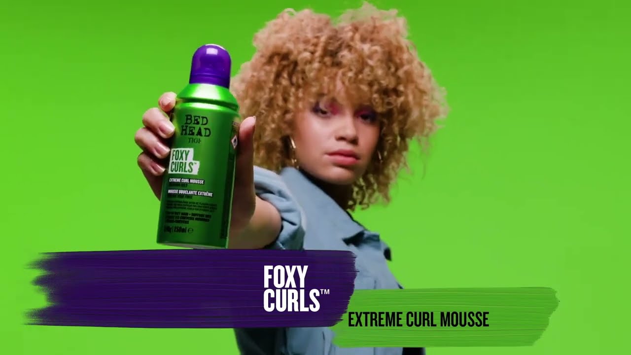 TIGI - BED HEAD Foxy Curls Mousse (starker Halt) Anwendung