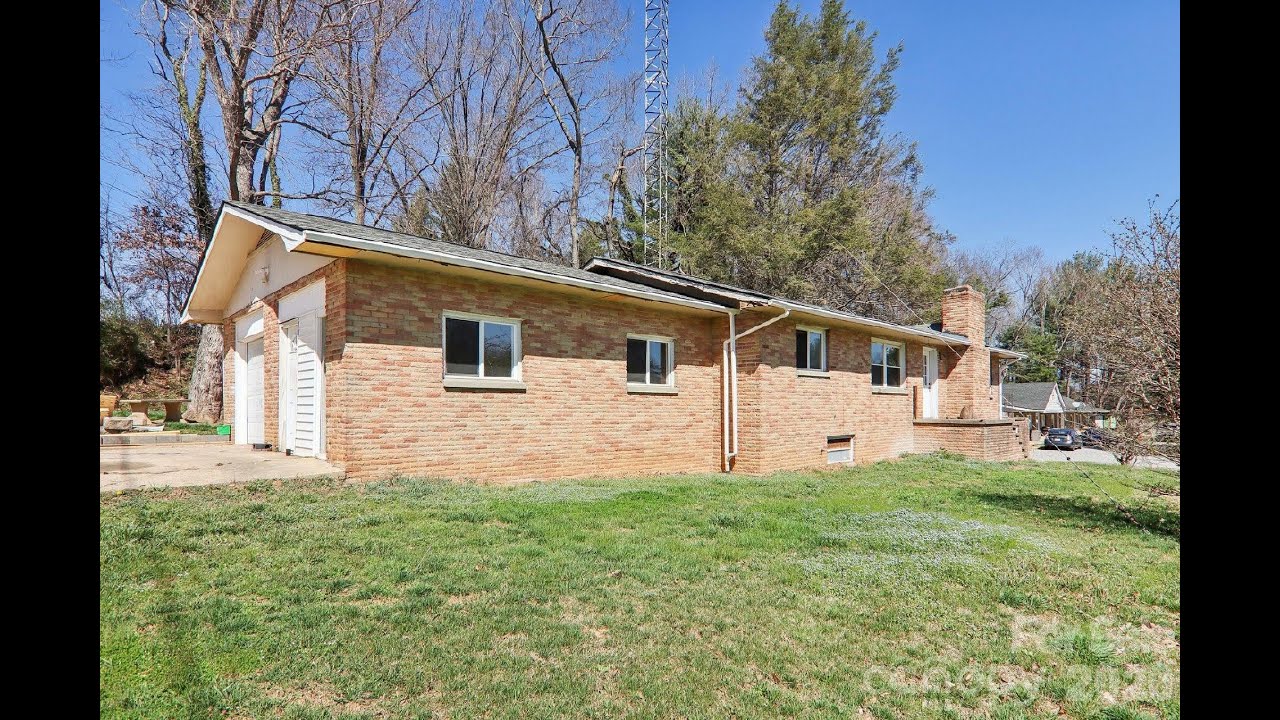 NEW LISTING: 541 Paragon Parkway Waynesville NC 28786