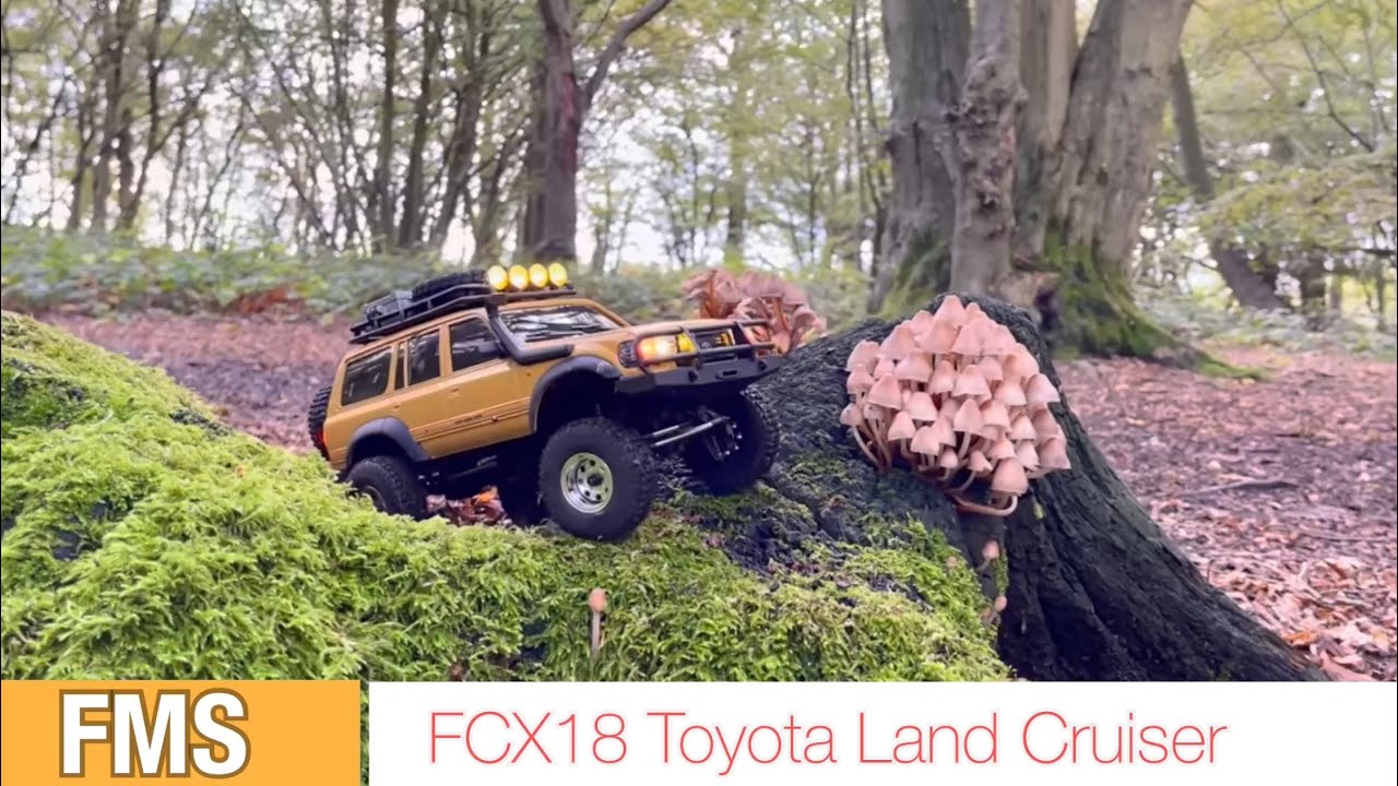 FMS FCX18 Toyota LC80 - A Tiny Bit Top Heavy… 😄
