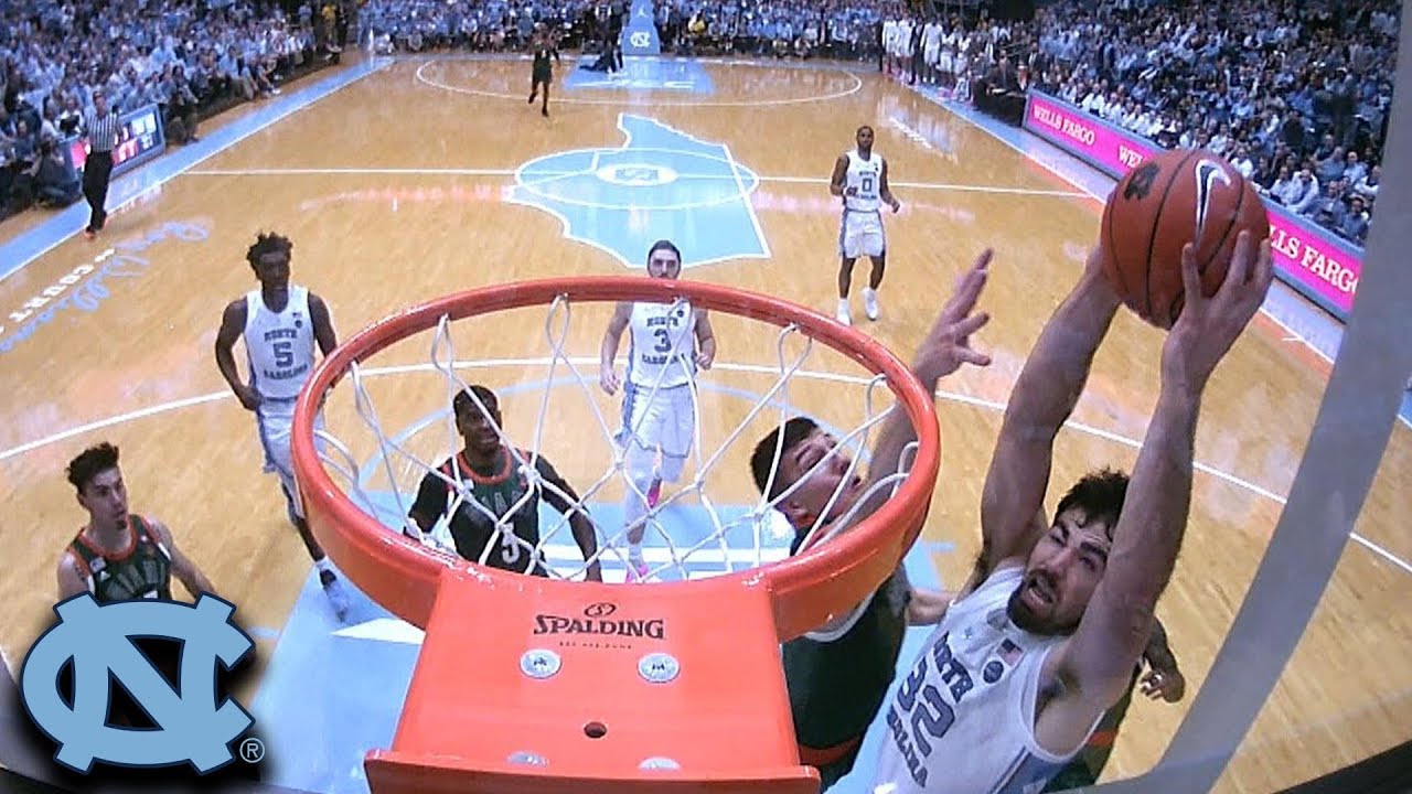 North Carolina's Luke Maye Finishes Break With Nasty Dunk