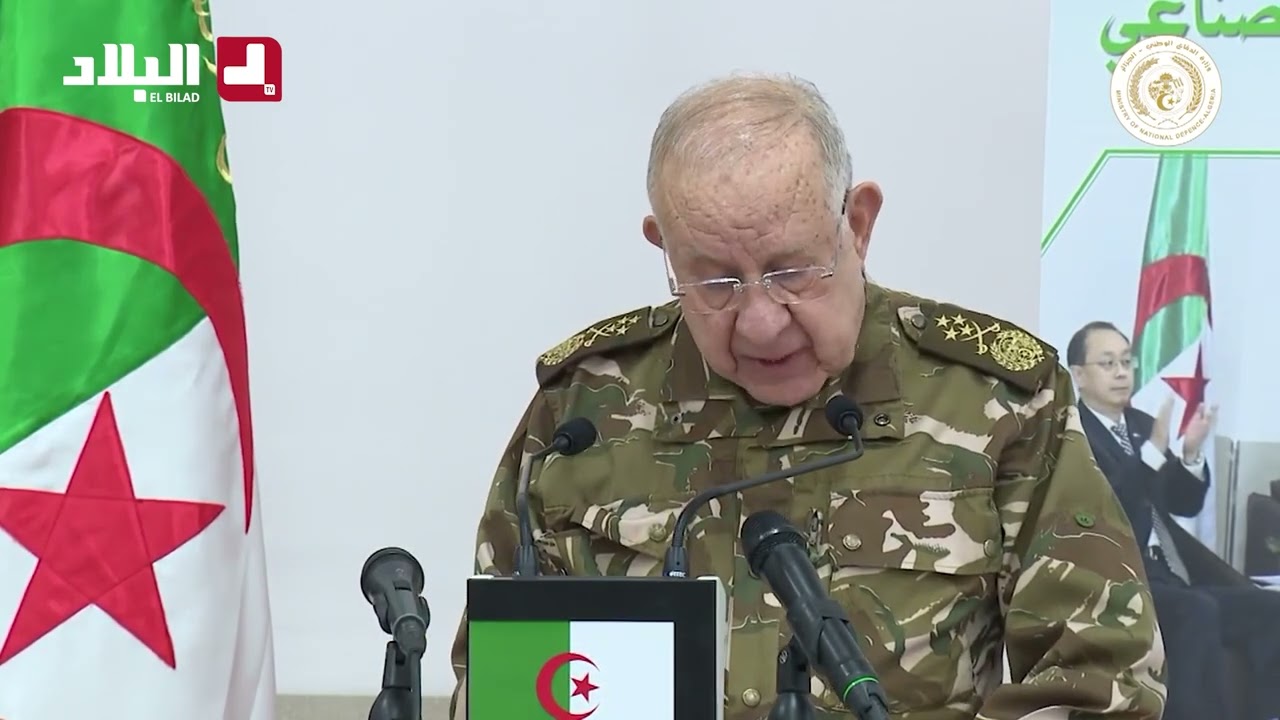 الفريق أول شنقريحة : نجاح عملية إطلاق القمر الصناعي 
