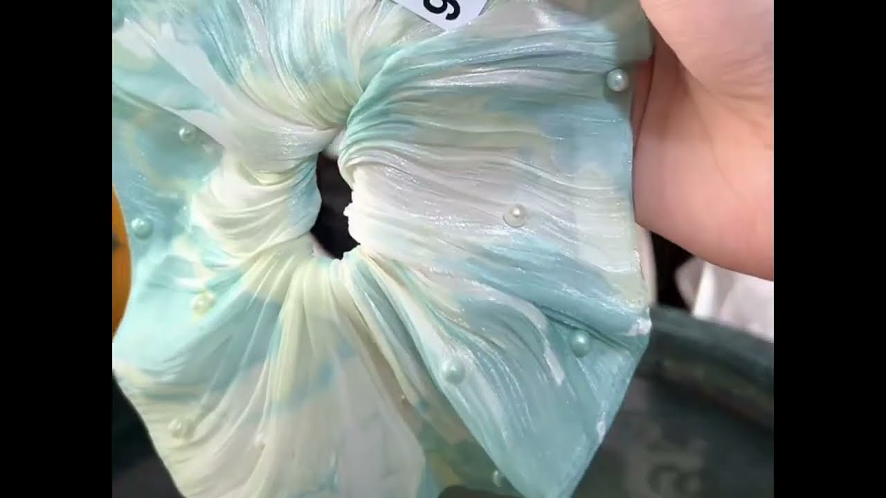 Easy Make a Colorful Reusable Bag with Water Fluid