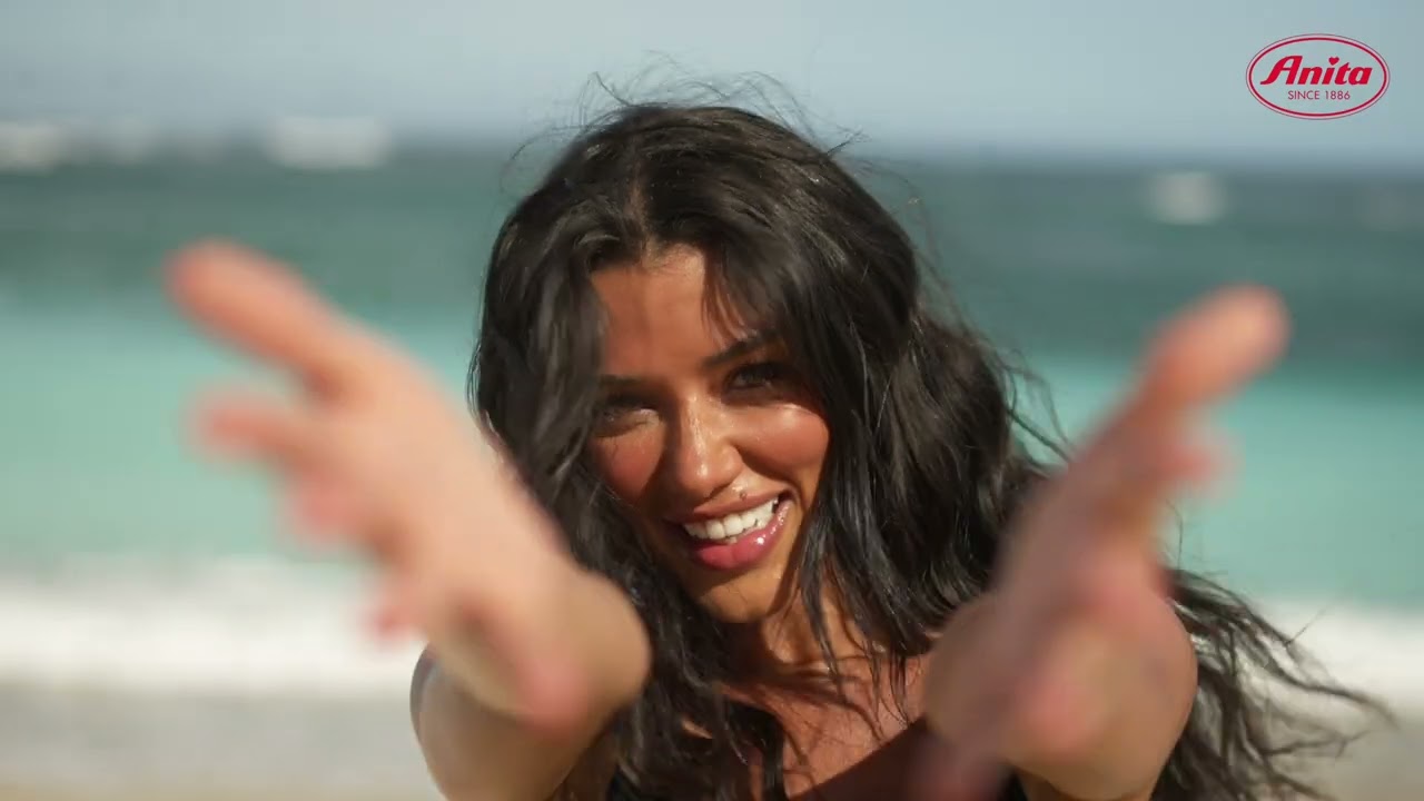 ESSENTIALS I Beachwear by Anita since 1886
