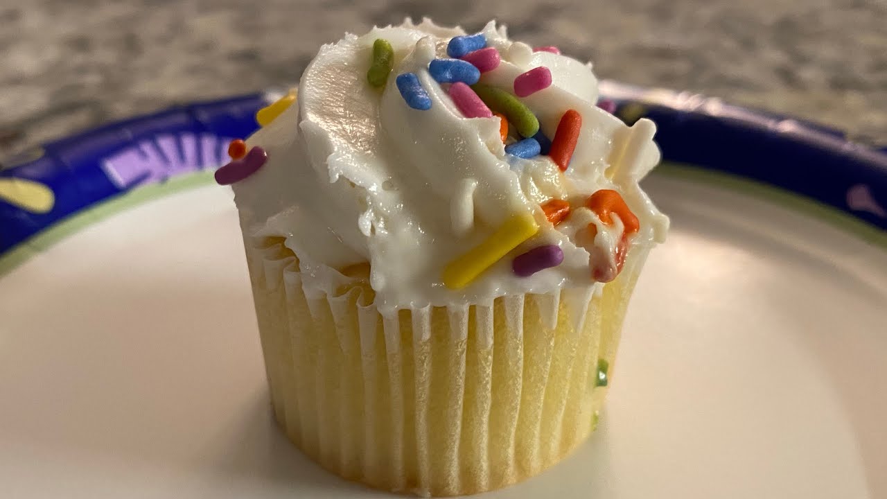 Mini Cupcake! - BlackBeanBoi - Day 744 (3/9/2022)