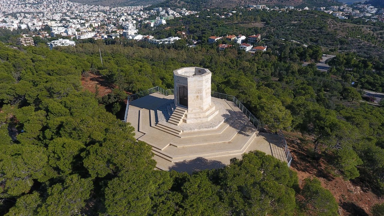 Το μνημείο των Λ.Ο.Κ. στο Καβούρι ΑΝΩΘΕΝ - Aerial video by drones Dji