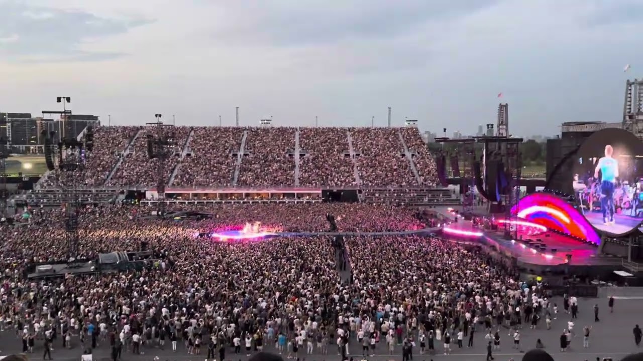 Viva La Vida with EPIC INTRO - Coldplay Live in Toronto – July 12, 2025