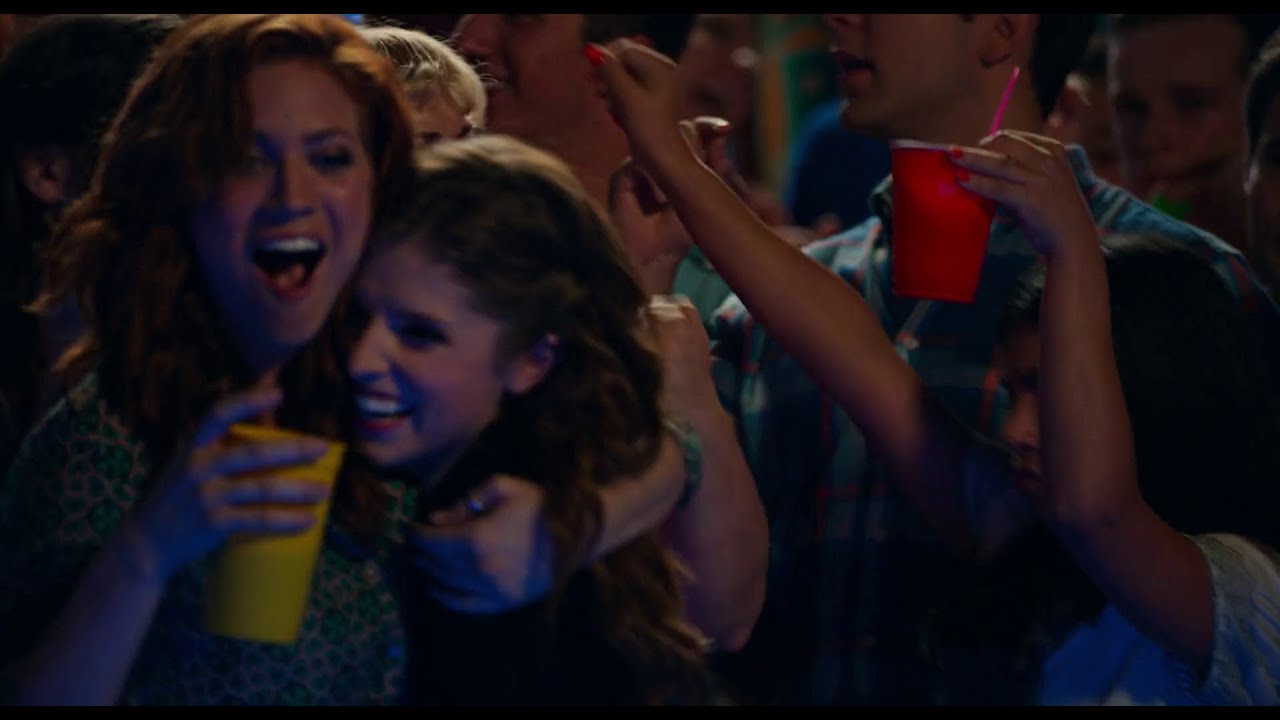 Pitch Perfect 2 - Pool Party Scene HD