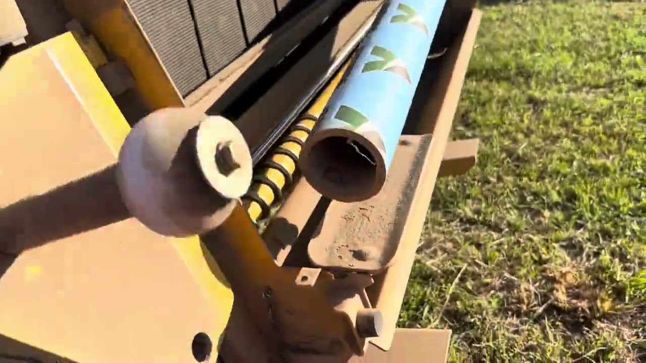 How to change netwrap on a Vermeer 504N round baler