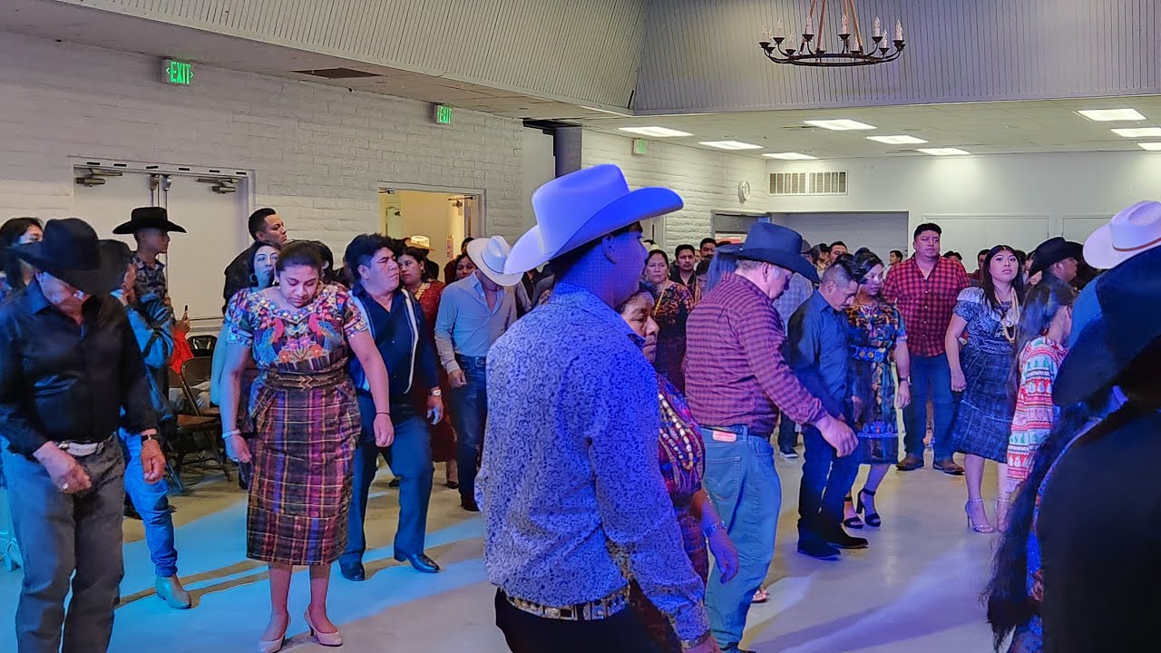 Marimba Flor Eulalense - Fiesta de Año nuevo - En Fallbrook CA