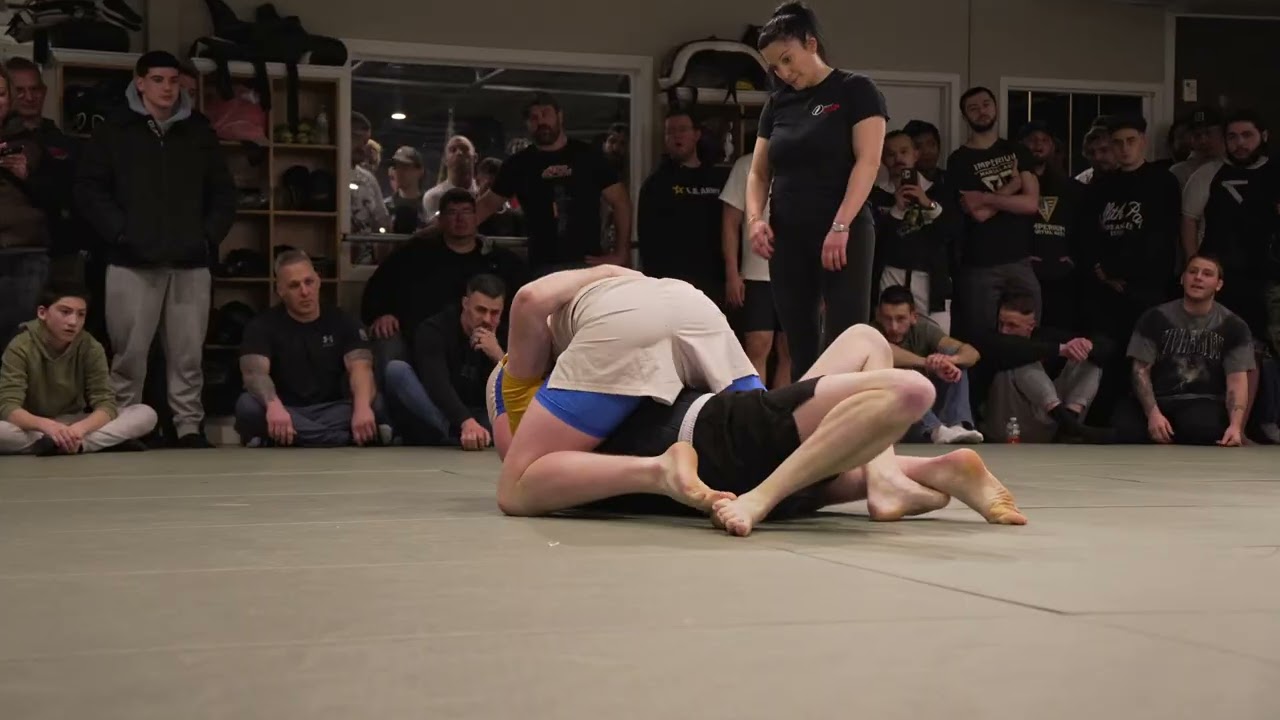 Eric Stoney vs Conor Mundrane