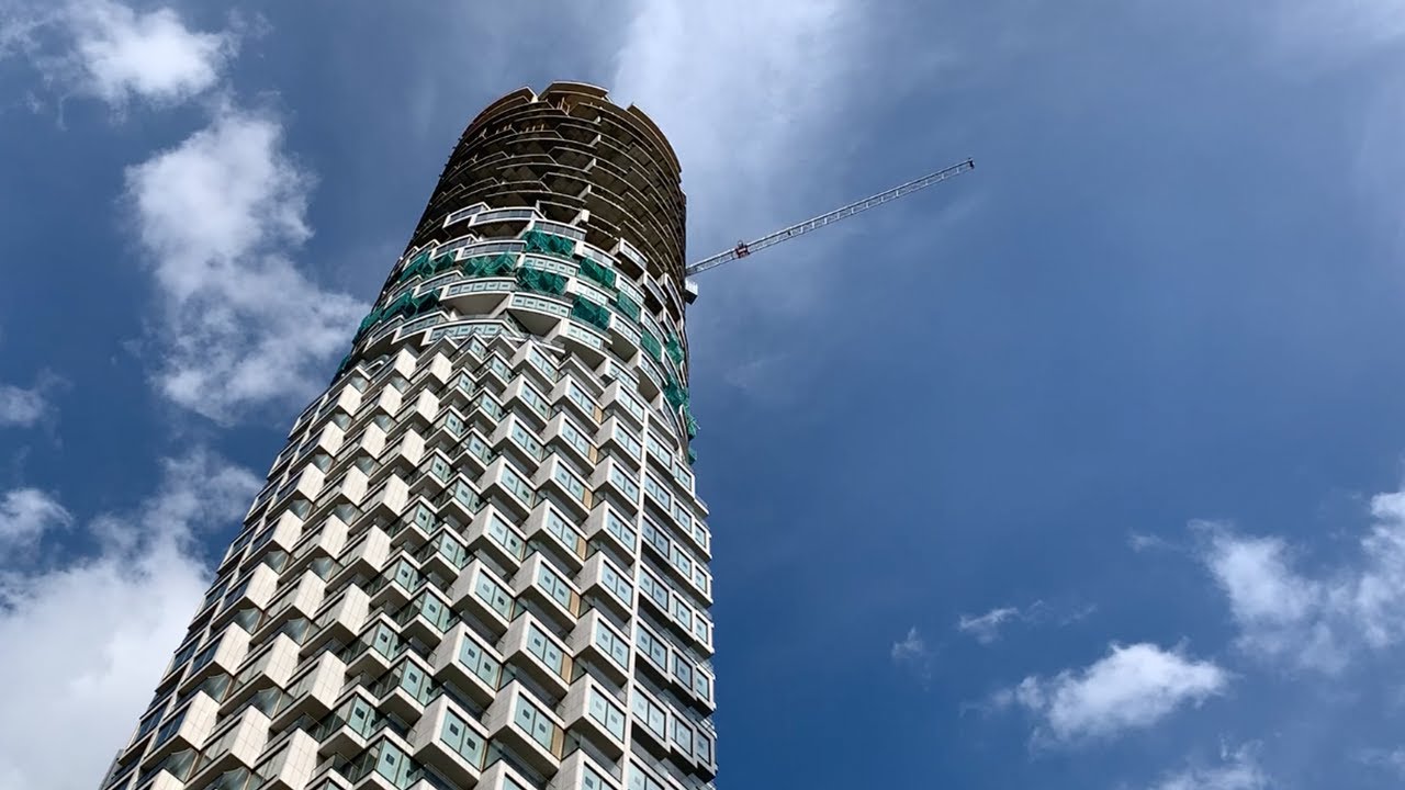Building London's Multi-Faceted Skyscraper