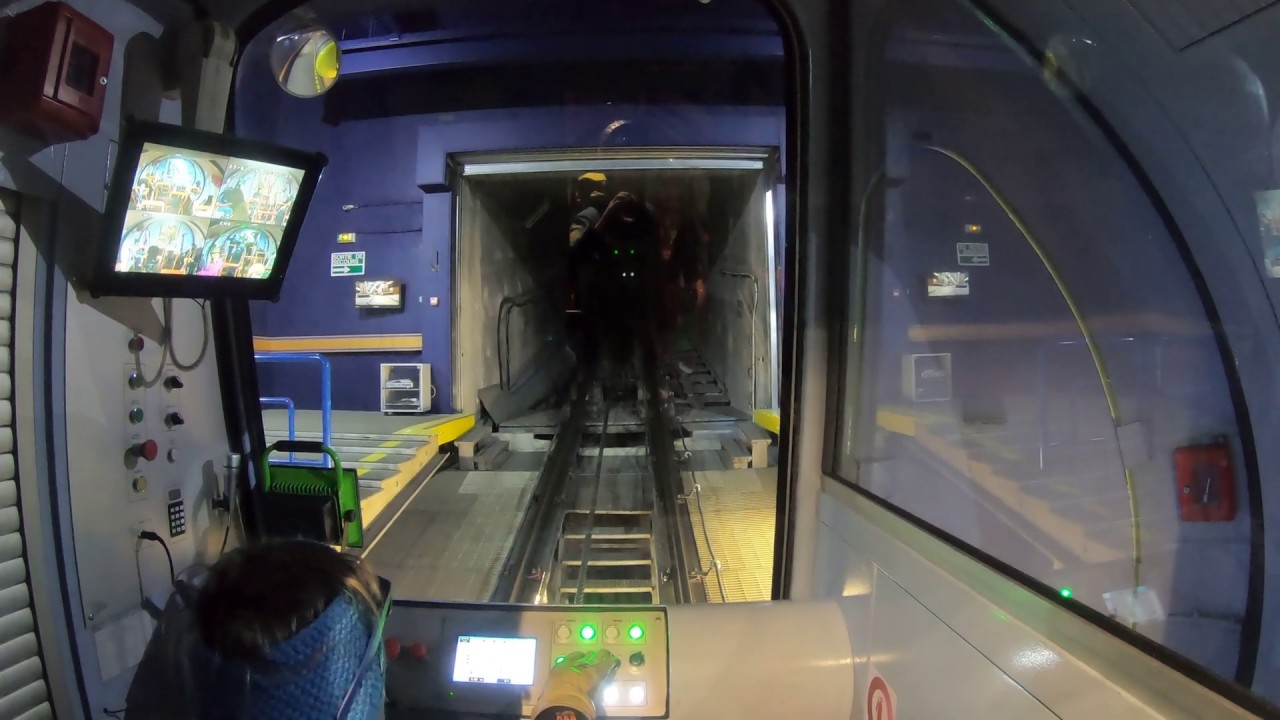 Funicular de la Grande Motte - Tignes, Val d'Isere. Hyperlapse 2019