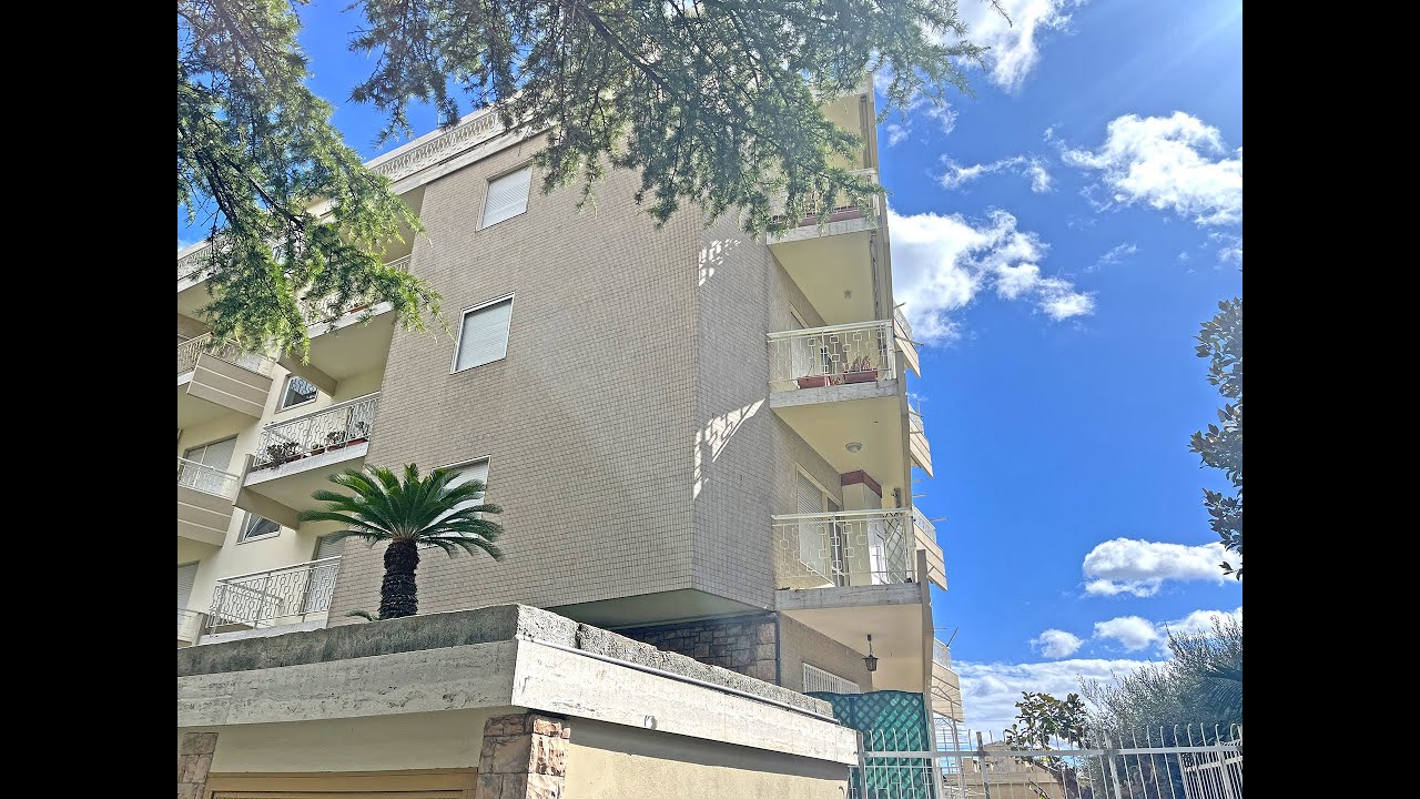 Trilocale in vendita a Sanremo | Terrazzo, posto auto e vicino al mare