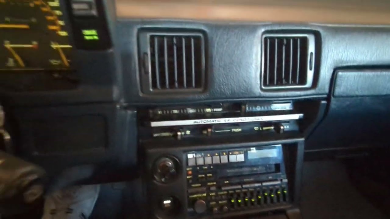 1984 Toyota Celica Supra control functions 