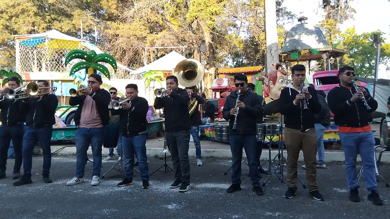 Banda marinos de guanajuato vs banda la michoacana de ichan carnaval tzurumutaro 2026