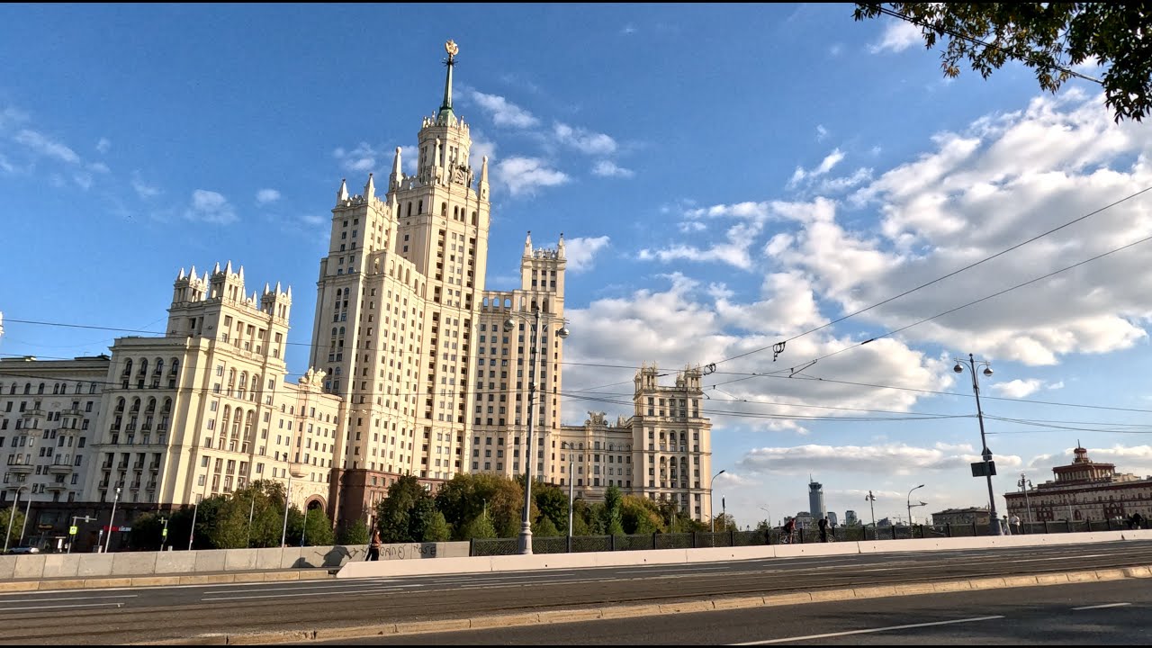 City walking #201. Moscow. Summer in the city center. (Москва. Лето вернулось)