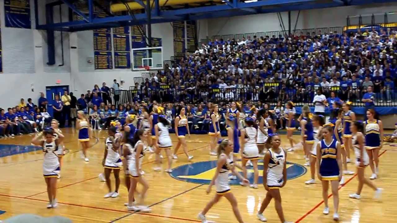FHS cheer homecoming pep rally 2011