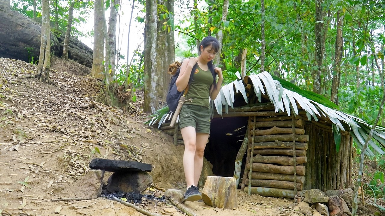 Bushcraft Survival Alone: Leaving a Temporary Shelter | TIMELAPSE