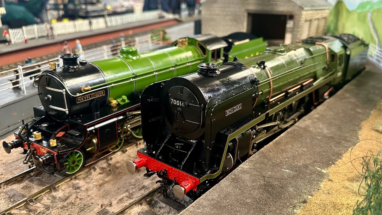 Stanley Midland gauge 1 track at the Midlands Garden Rail Show Sunday 03/03/24