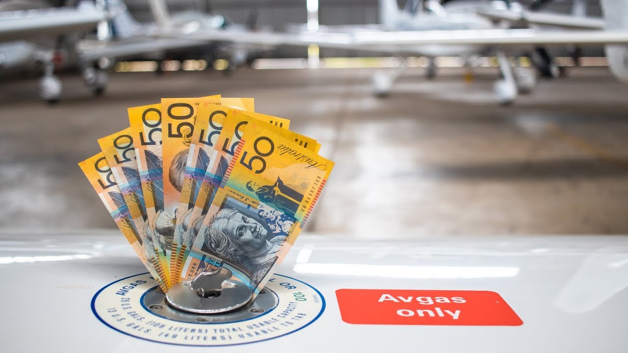 How to pay for flight school