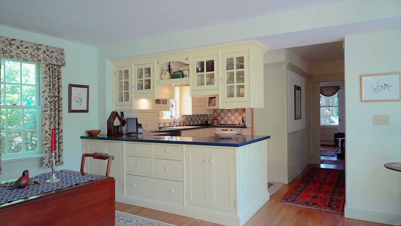 72 Glidden St, Newcastle, Maine