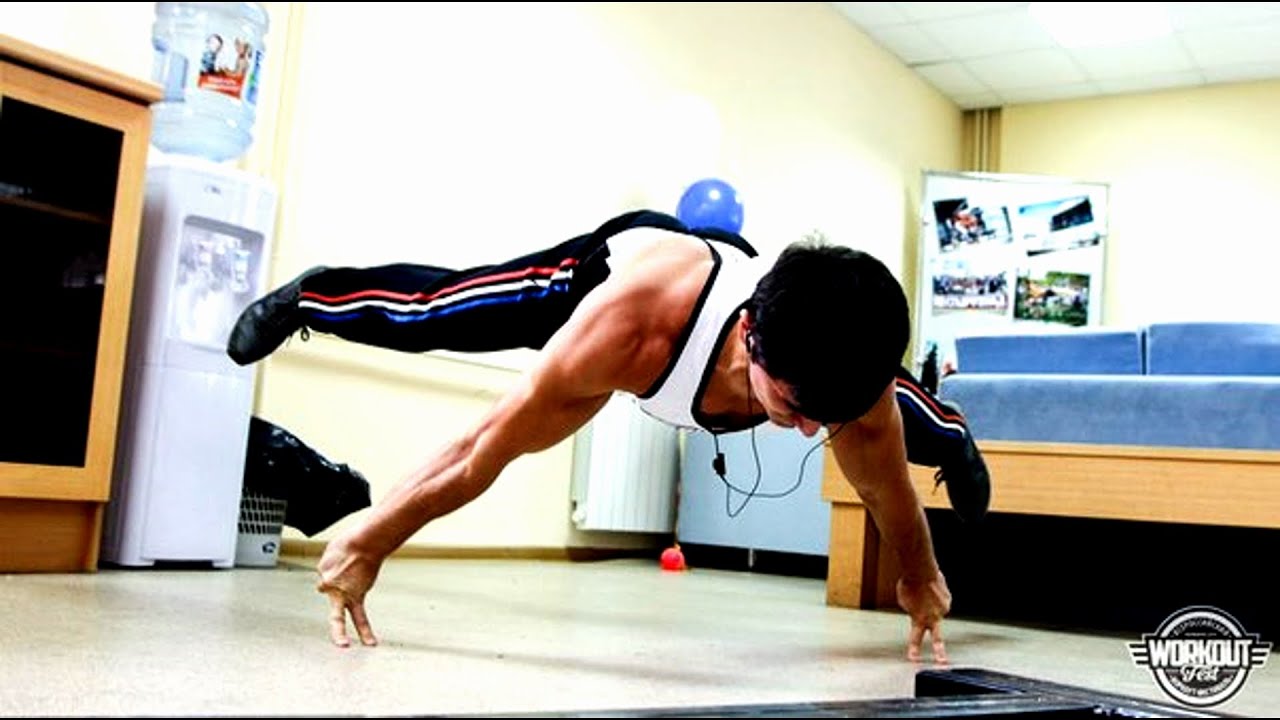 THE BEST STREET WORKOUT IN THE WORLD 2014