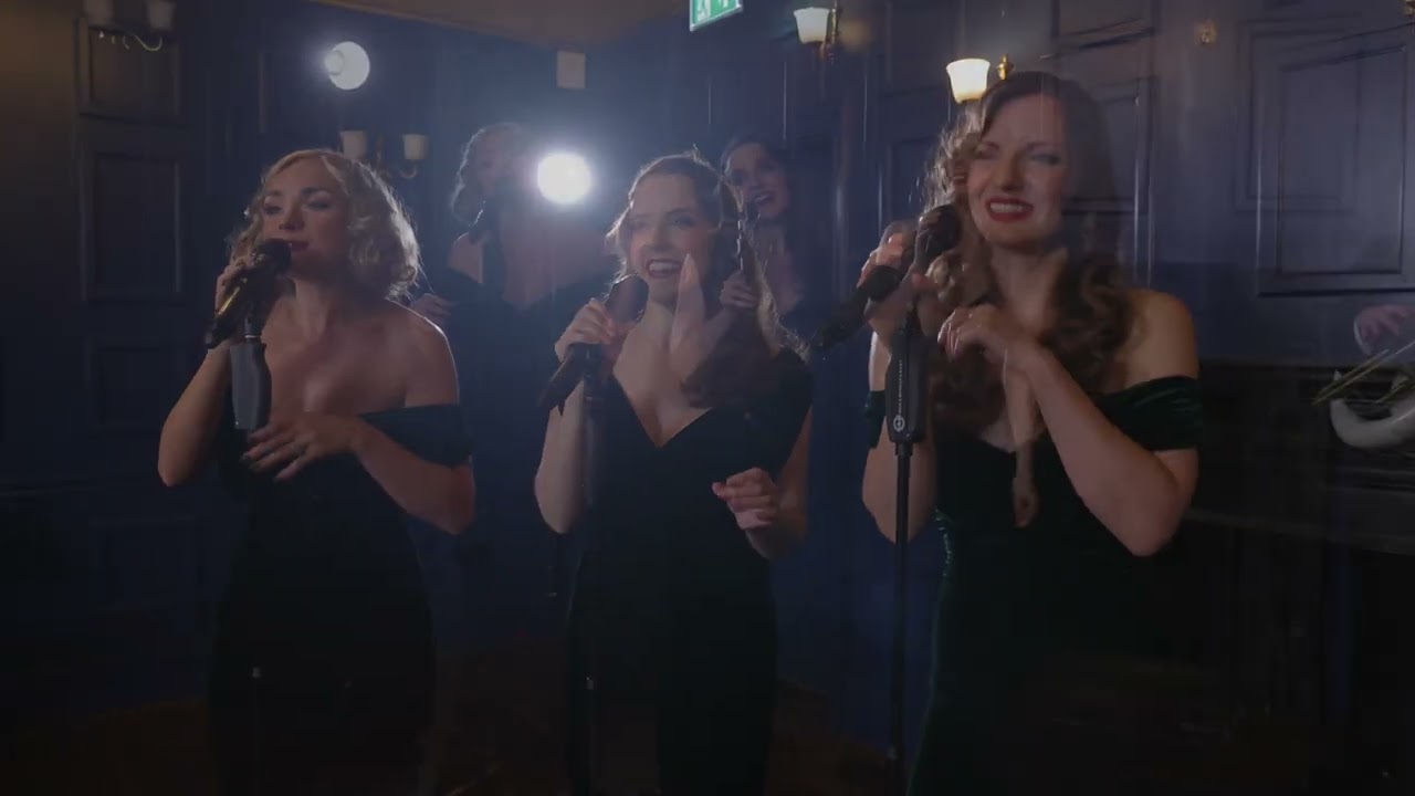 Lovefool with the 3 piece band