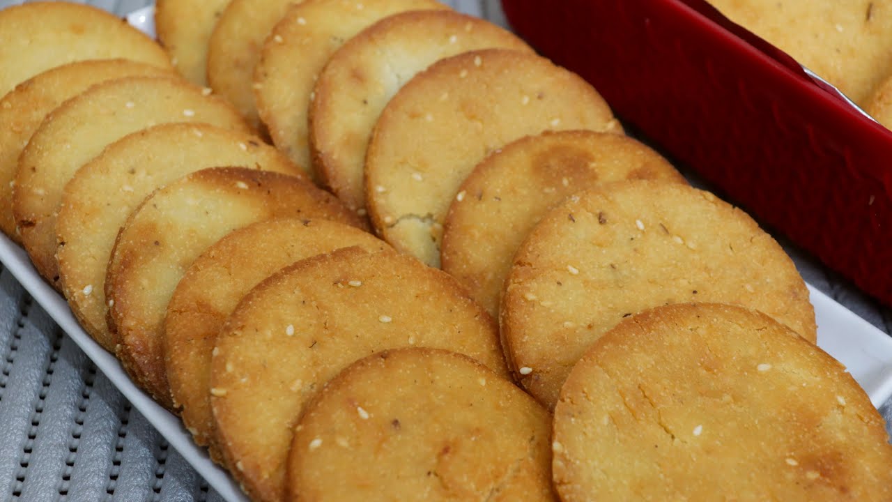 Meethi Tikiyan | Khasta Meethi Tikiyan | Kunday Ki Tikiyon Ki Recipe.