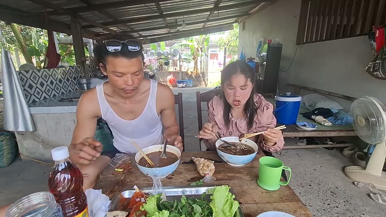 กาน้าชื้อเข้าเปียกเสั้นมากินจ้า