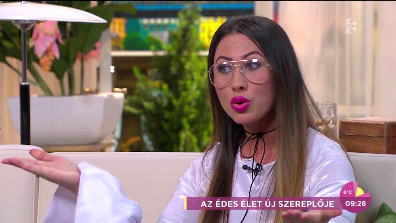 Hoppá! Megyeri Csilla ezeket a fotókat is bevállalta - tv2.hu/fem3cafe