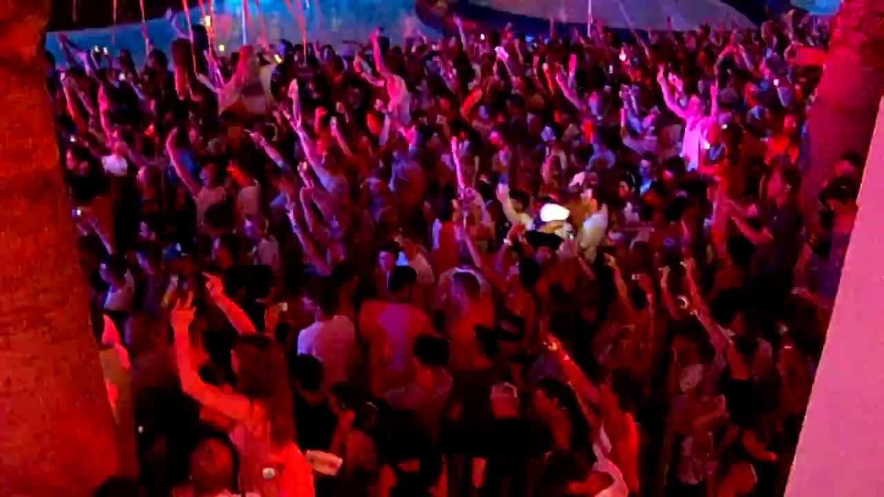 swedish house mafia at ushuaia 01/08/12 (greyhound)