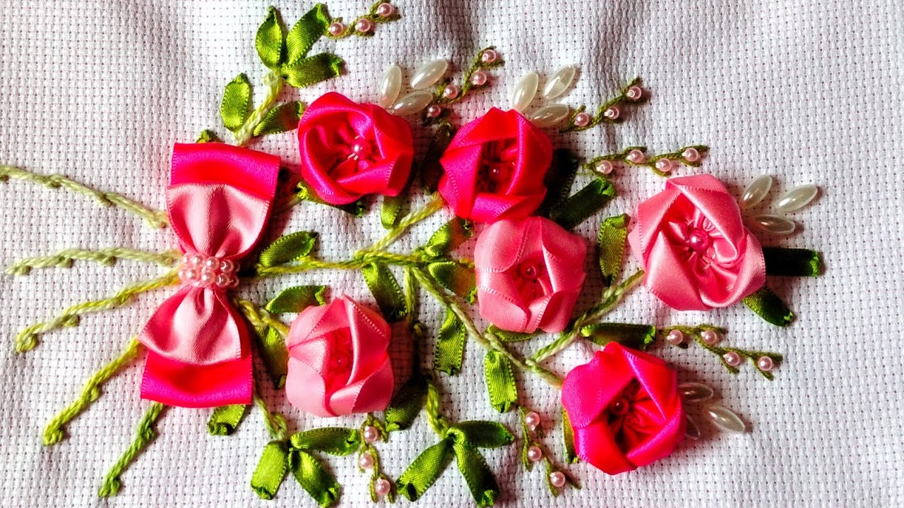 Botão de rosas para aplicar em toalhas modelo 462@atelierdananda
