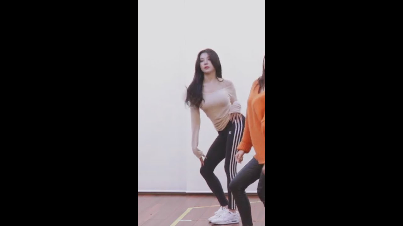 [JOOE FOCUS] MOMOLAND 모모랜드 주이 직캠 레디올낫 'Ready Or Not' Dance Practice