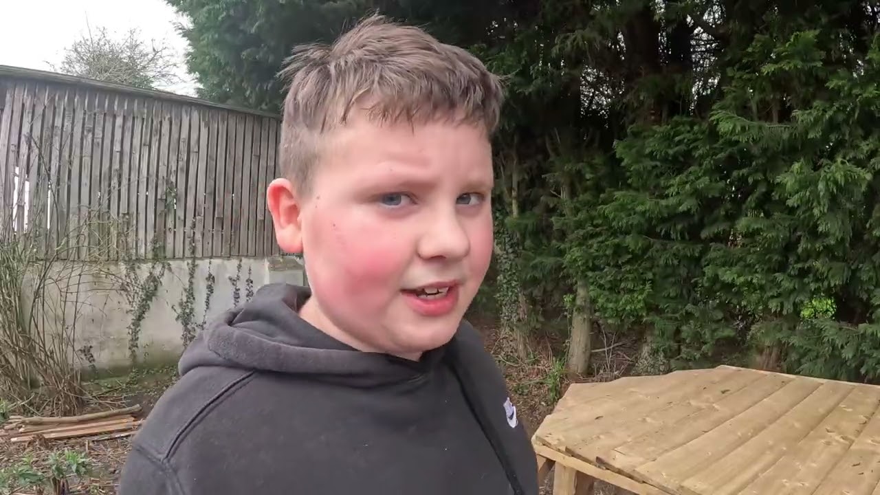 Building a survival base in my garden part 23